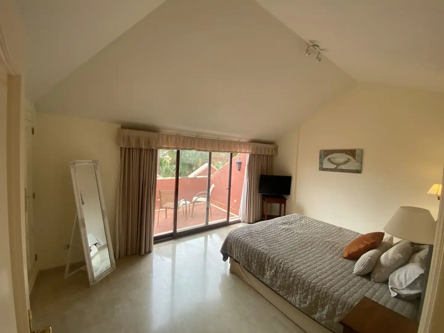 Apartament amb piscina en venda a Nueva Andalucía, imagen 13
