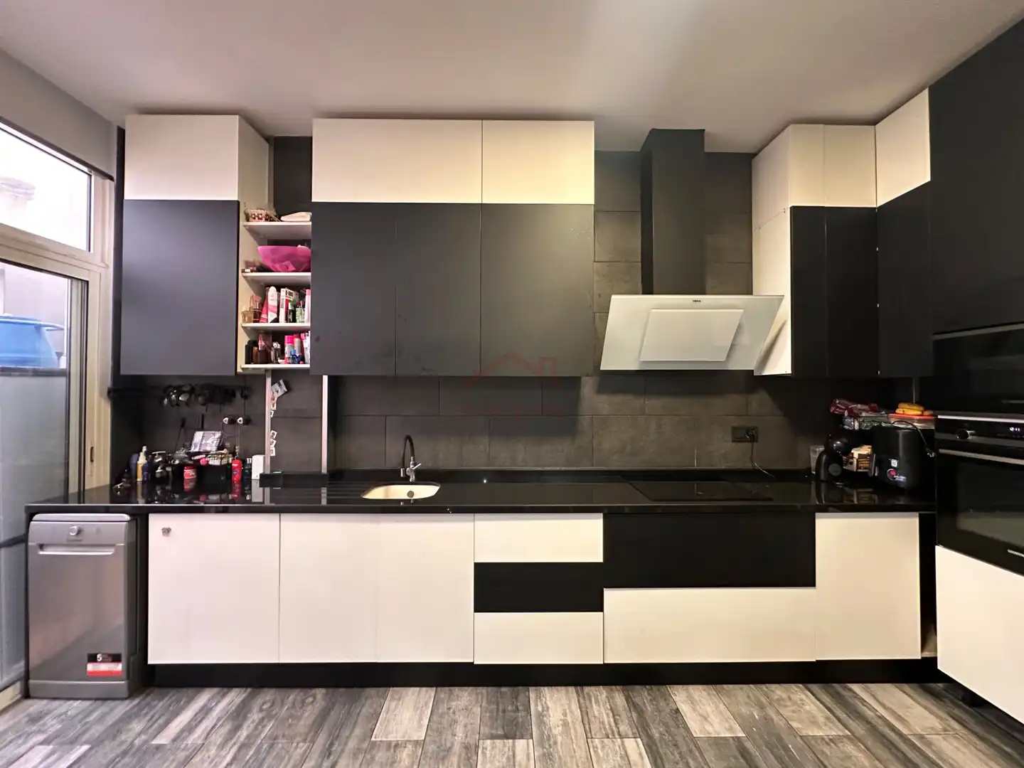 Küche von Maisonette zum Verkauf in Elche / Elx mit Klimaanlage, Terrasse und Abstellraum
