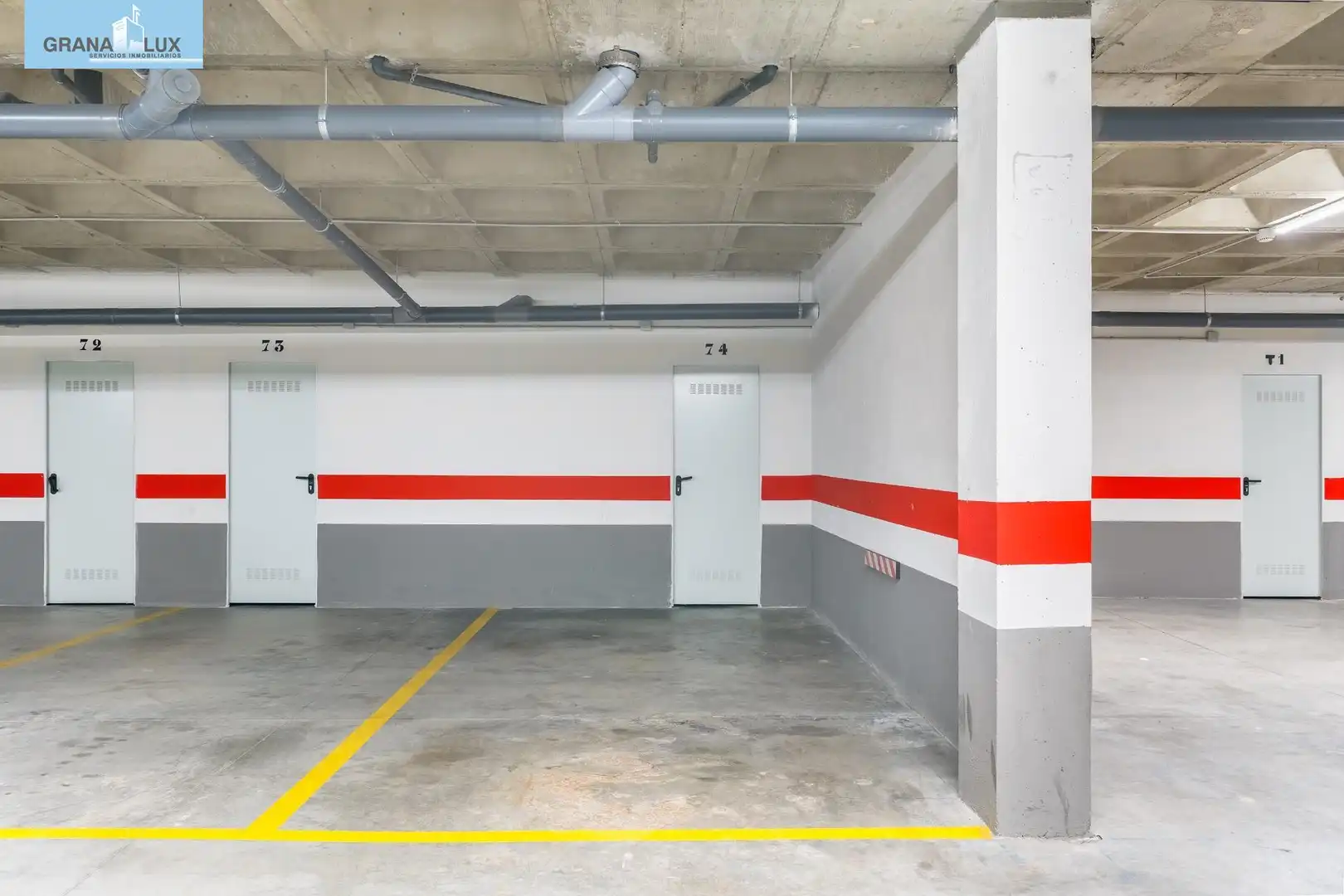 Parkplatz von Wohnung zum Verkauf in Almuñécar mit Terrasse, Abstellraum und Balkon