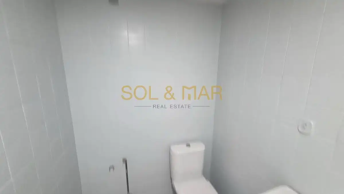 Badezimmer von Wohnung zum Verkauf in Torremolinos mit Heizung, Terrasse und Gemeinschaftspool