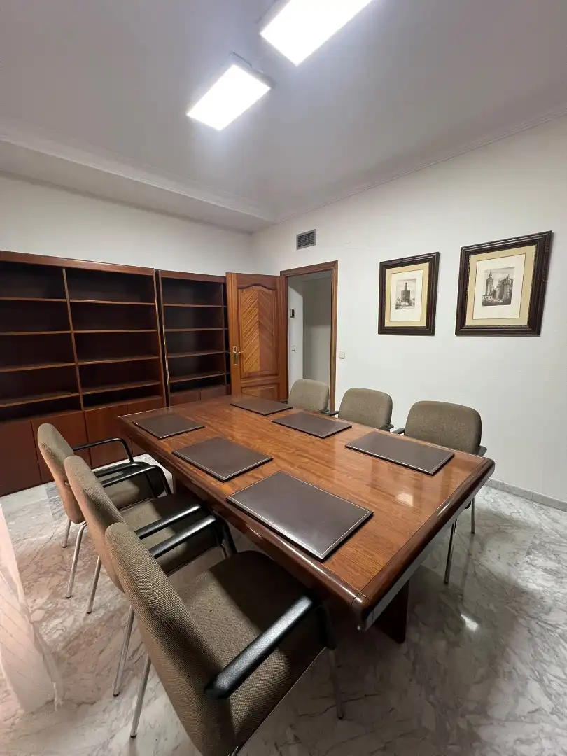 Büro mit Aufzug zur Miete in Calle San Juan de Dios