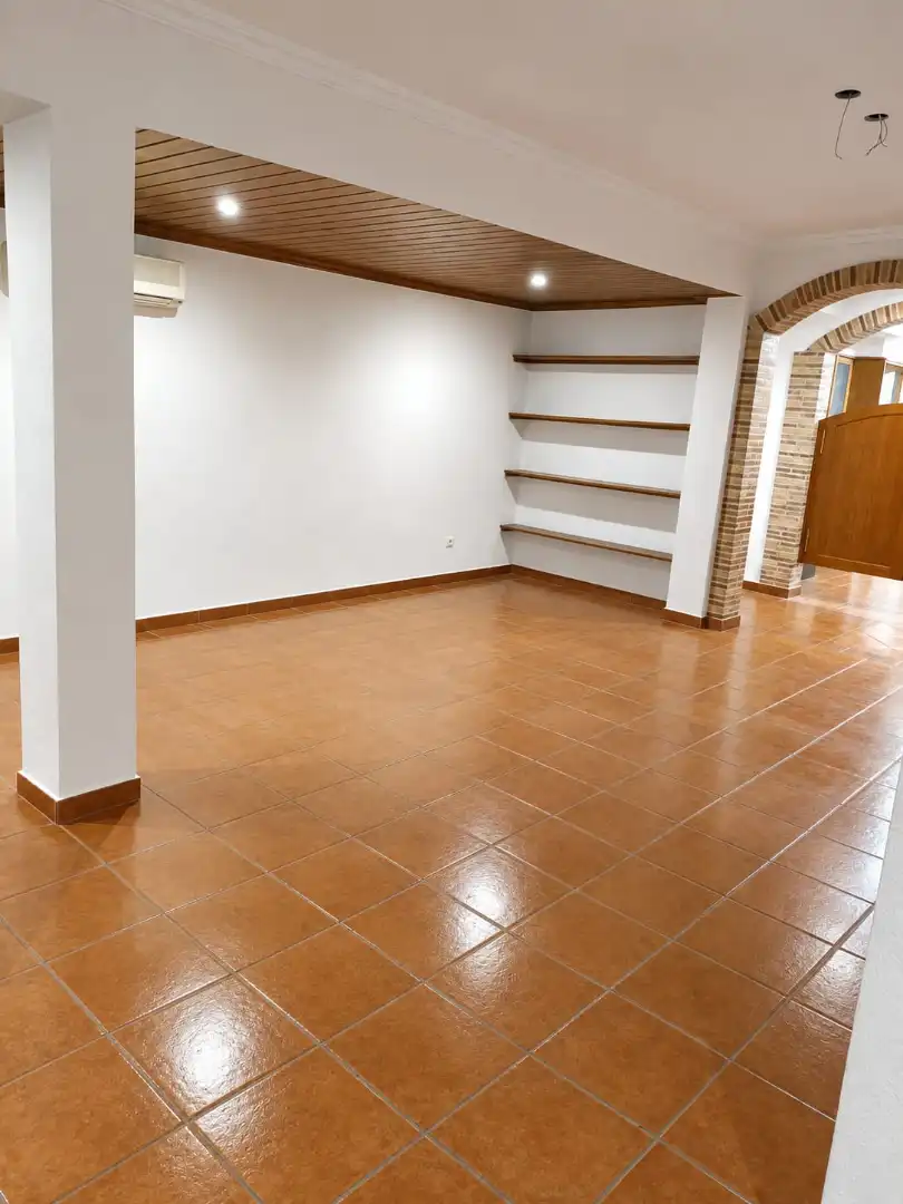 Flat with balcony for sale in Sant Josep - Zona Hospital, imagen 4