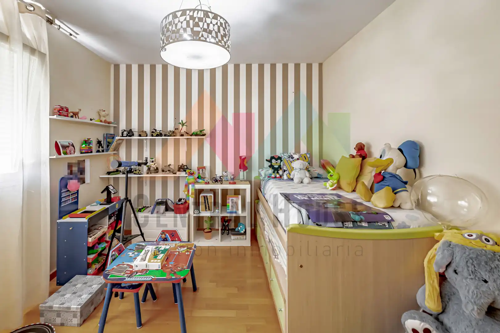 Habitación de Casa adosada en venta en Guadalajara con Aire acondicionado, Calefacción y Jardín privado