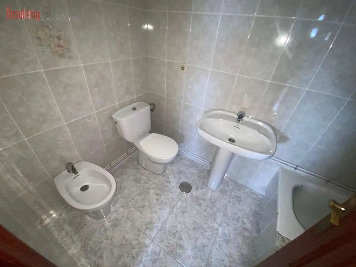 Bathroom of Flat for sale in Melide