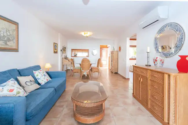 Living room of Ground floor for sale in Santa Eulària des Riu  with Air Conditioner, Heating and Private garden