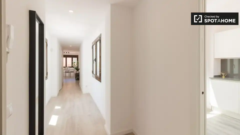 Appartamento con terrazza in affitto a Ciutat Vella, imagen 4