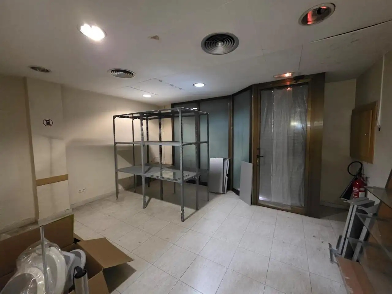Local comercial en venda a De Balmes, imagen 4