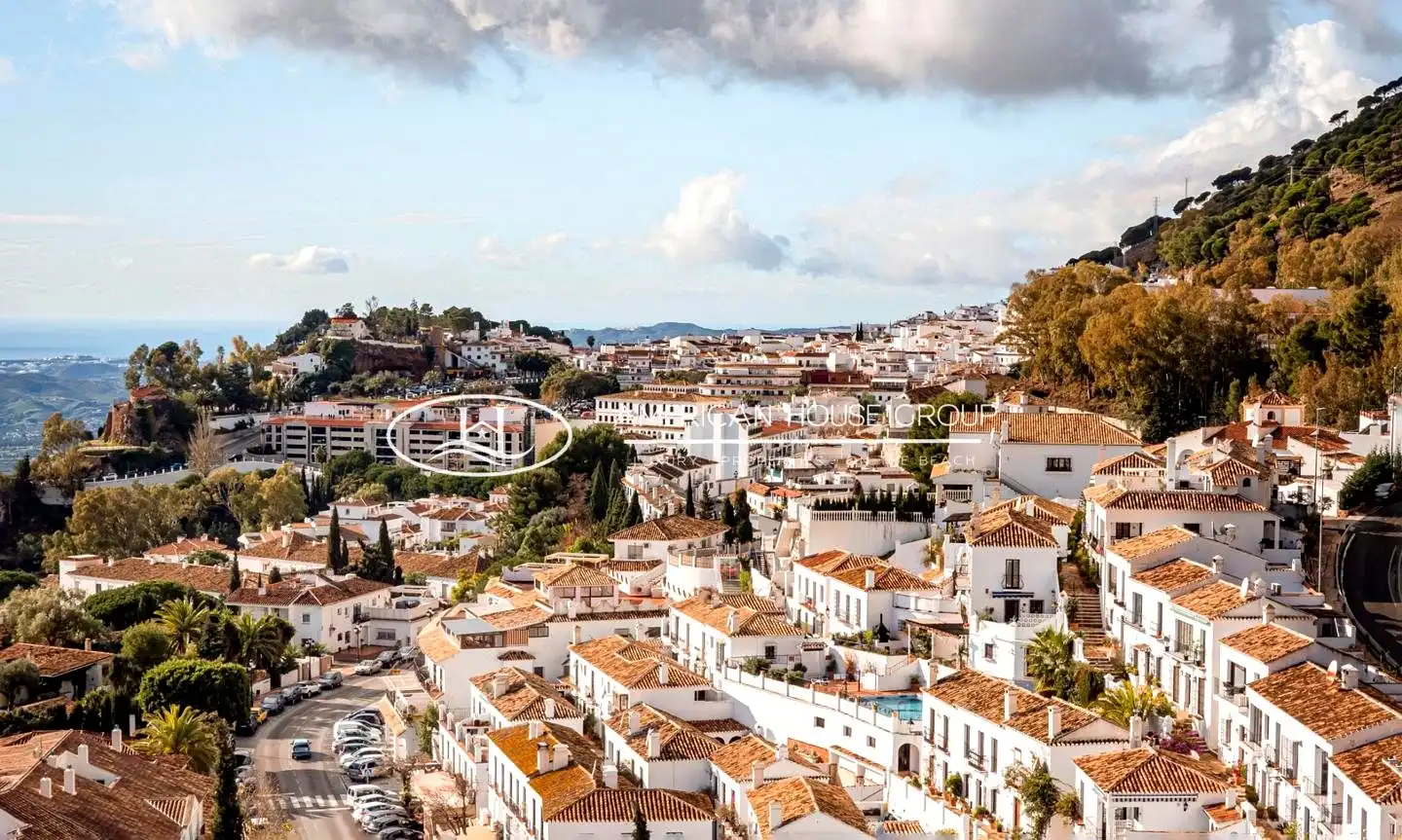 Exterior view of Houses for sale in Mijas  with Air Conditioner, Private garden and Terrace