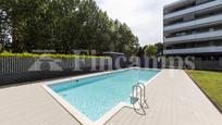 Swimming pool of Attic for sale in Sant Cugat del Vallès  with Air Conditioner, Terrace and Swimming Pool