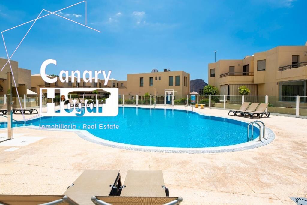 Swimming pool of House or chalet for sale in Granadilla de Abona  with Air Conditioner, Private garden and Terrace