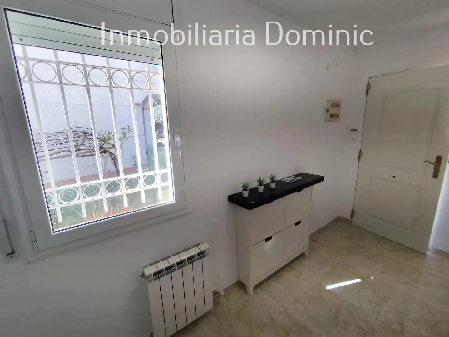 Sala d'estar de Casa adosada en venda en Maçanet de la Selva amb Calefacció, Jardí privat i Terrassa