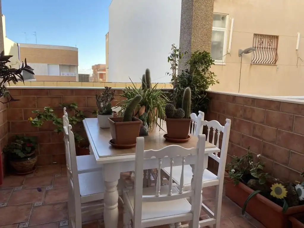 Reihenhaus mit Terrasse zum Verkauf in Calle Ramiro de Maeztu, imagen 3