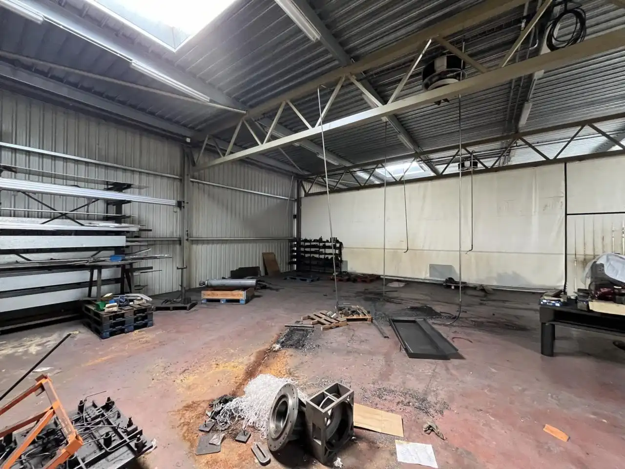 Nave industrial en venta en Manlleu con Alarma