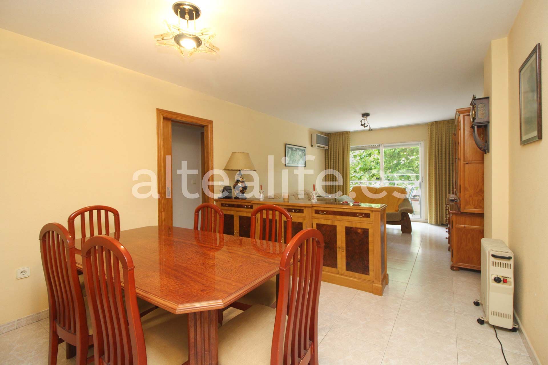 Menjador de Apartament en venda en Altea amb Aire condicionat i Balcó