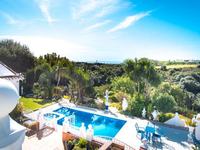 Jardí de Casa o xalet en venda en Estepona amb Calefacció, Jardí privat i Terrassa