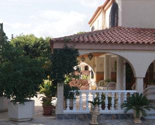 Exterior view of House or chalet for sale in Elche / Elx  with Air Conditioner, Heating and Private garden