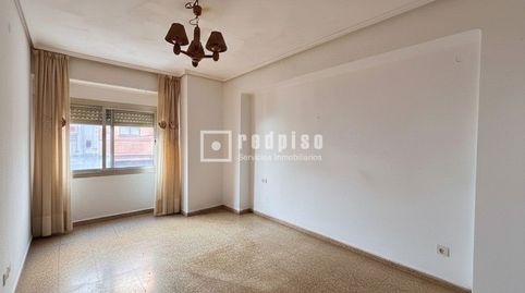 Foto 4 de Piso en venta en Barrio de Benicalap, Valencia Capital