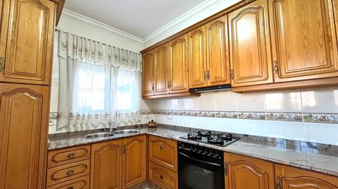 Descubre este encantador chalet independiente en Pedreguer, ideal para disfrutar de la vida en un entorno tranquilo y acogedor! Co, imatge 4