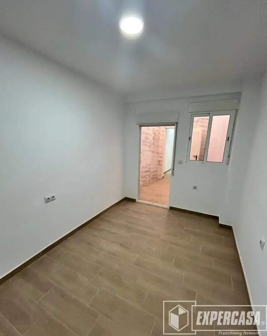 Casa adosada en venta en Sants Patrons