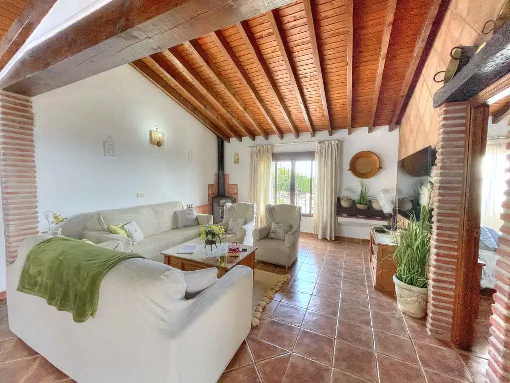 Casa rústica con piscina en venta en El Borge, imagen 7