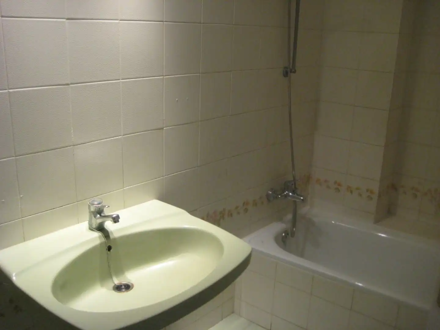 Baño de Piso en venta en Melilla con Aire acondicionado