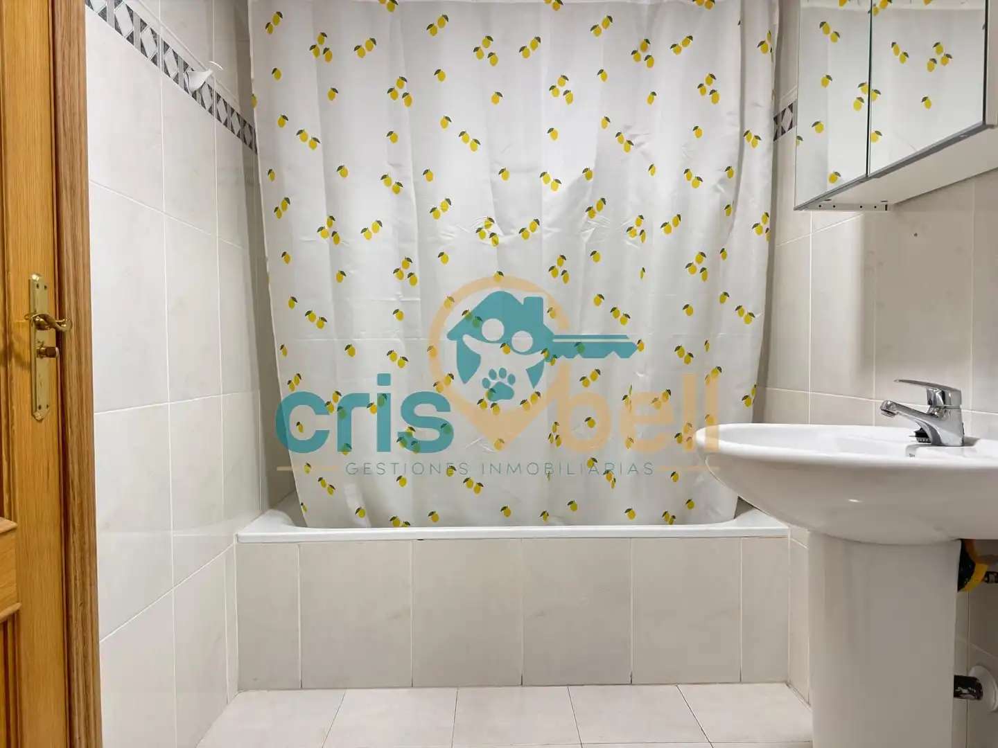 Baño de Piso en venta en Lorca con Aire acondicionado, Amueblado y Horno