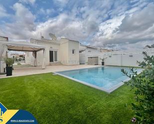 Piscina de Casa o xalet en venda en Torrevieja amb Terrassa, Piscina i Moblat