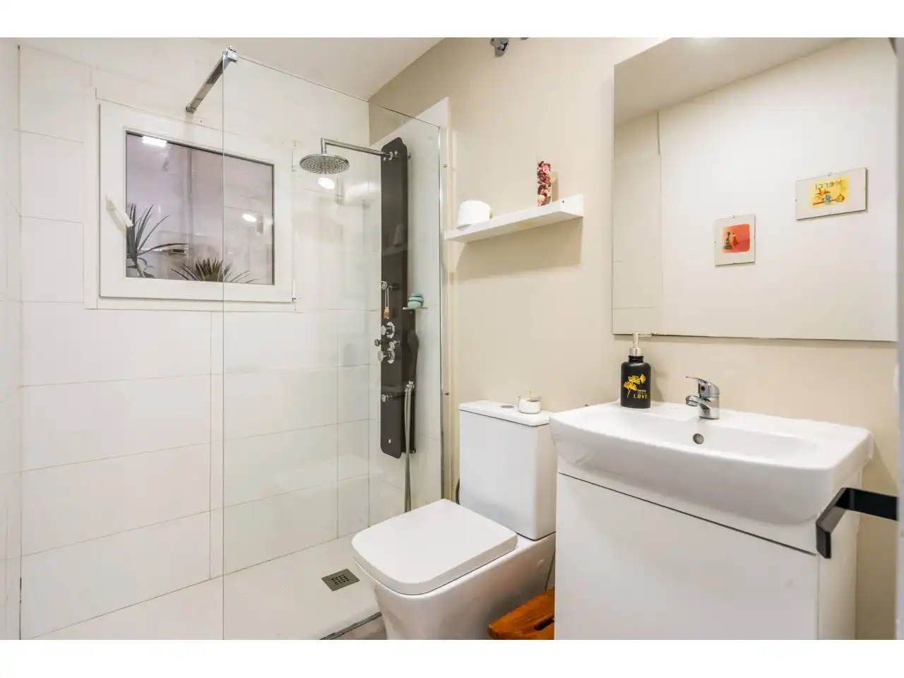 Houses for sale in Calle Ample, Sant Pere Nord