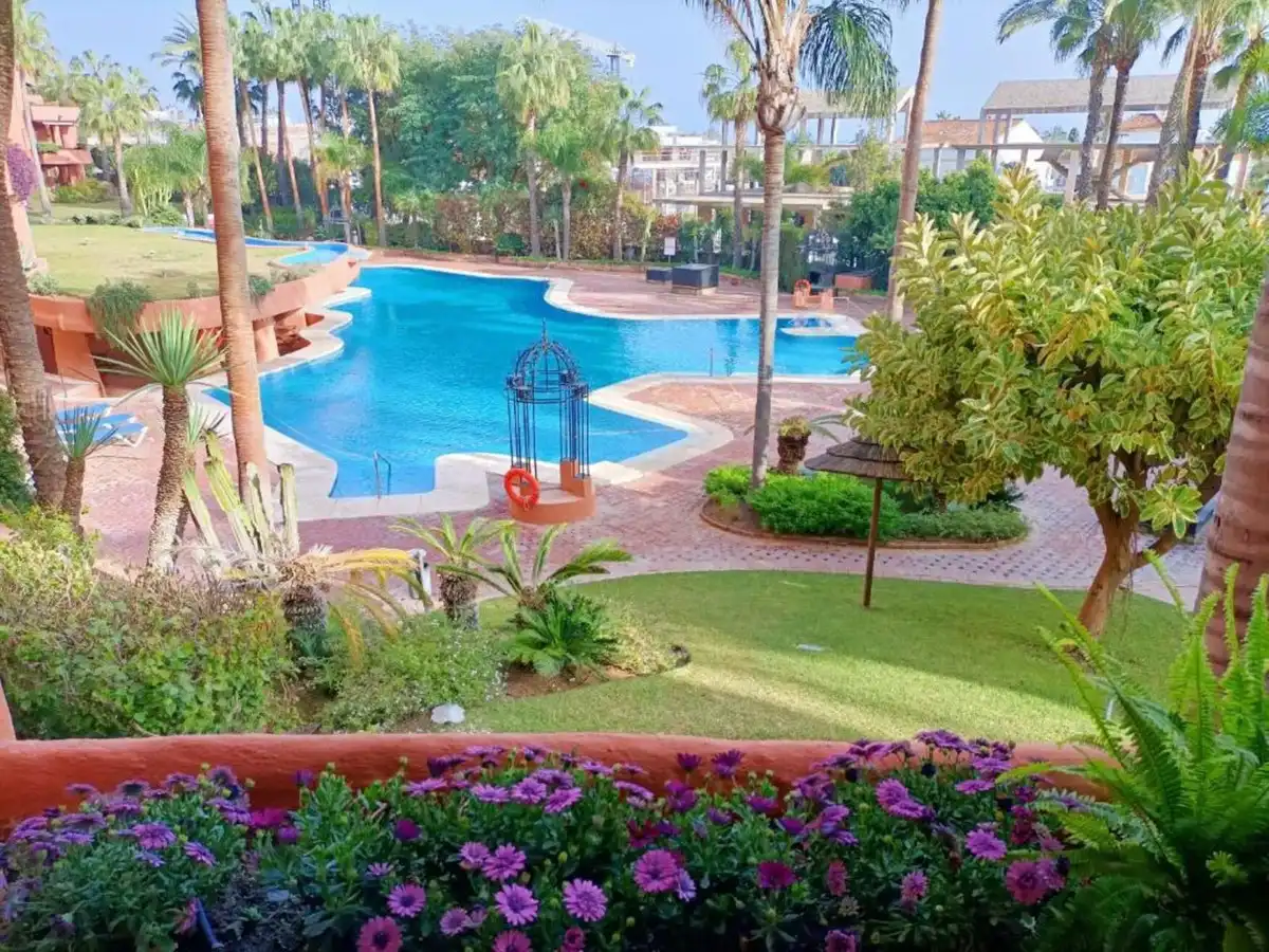 Piso con ascensor en venta en Milla de Oro, imagen 7
