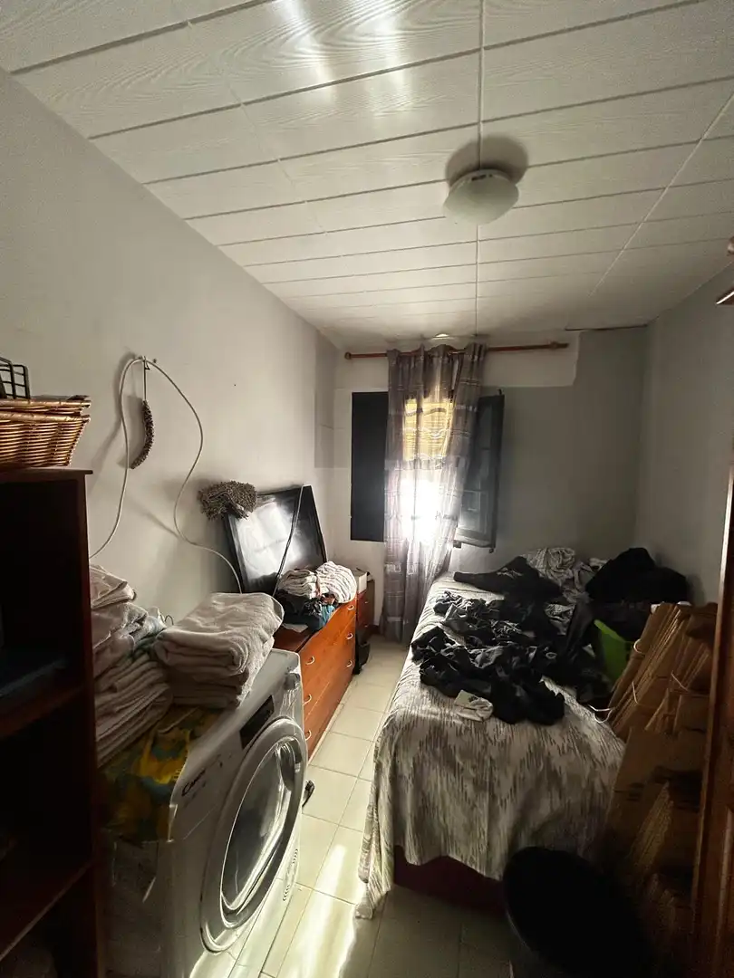 Dormitori de Casa o xalet en venda en L'Hospitalet de Llobregat