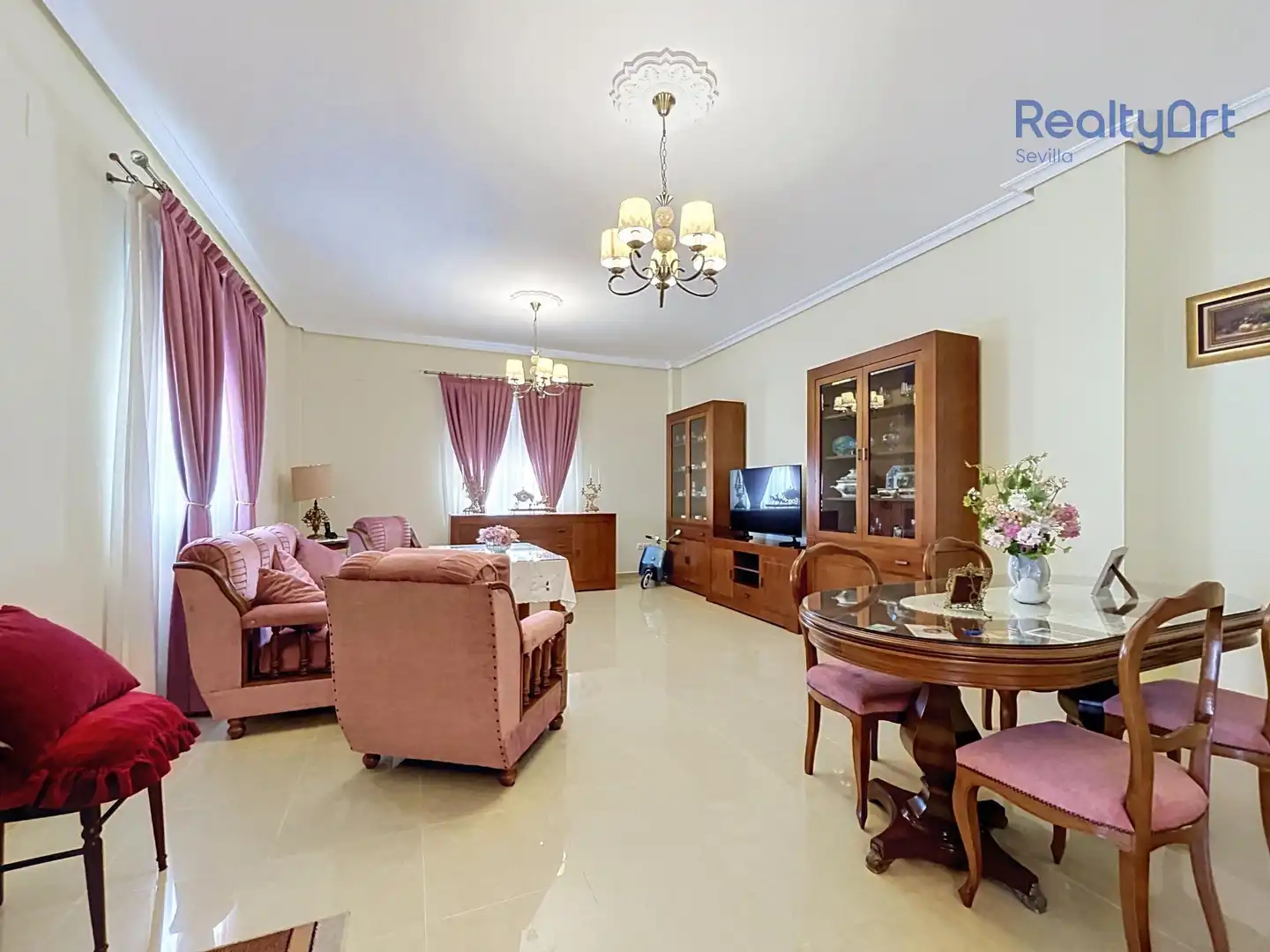 Living room of Houses for sale in Tomares  with Air Conditioner, Heating and Private garden