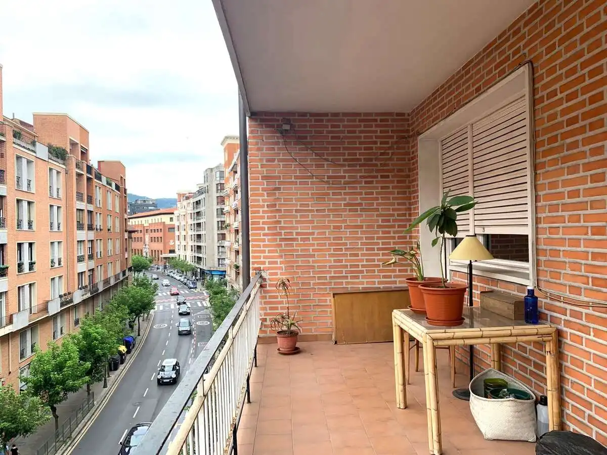 Terraza de Piso en venta en Bilbao  con Calefacción, Terraza y Trastero
