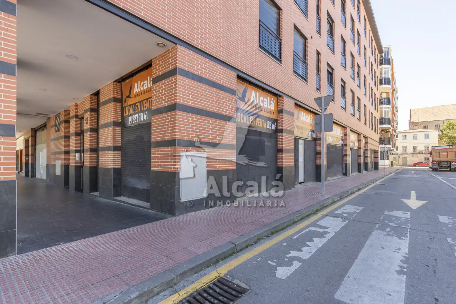 Local comercial en venta en Estación - Parque O'Donnell, imagen 2