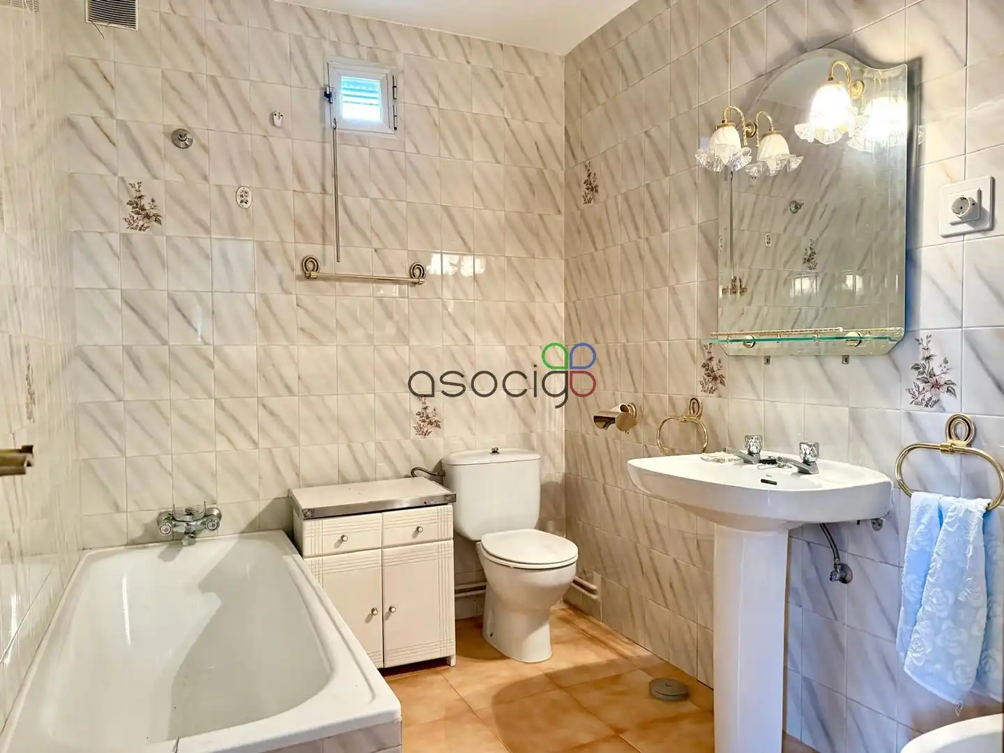 Baño de Casa o chalet en venta en Puebla de Valles con Calefacción