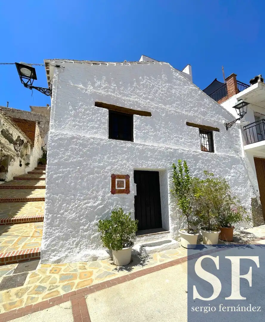 Adossat en venda a Sedella