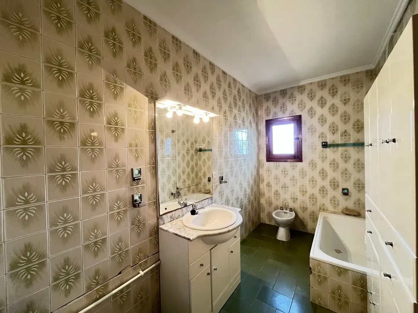 Baño de Casa o chalet en venta en Sagunto / Sagunt con Jardín privado, Terraza y Trastero
