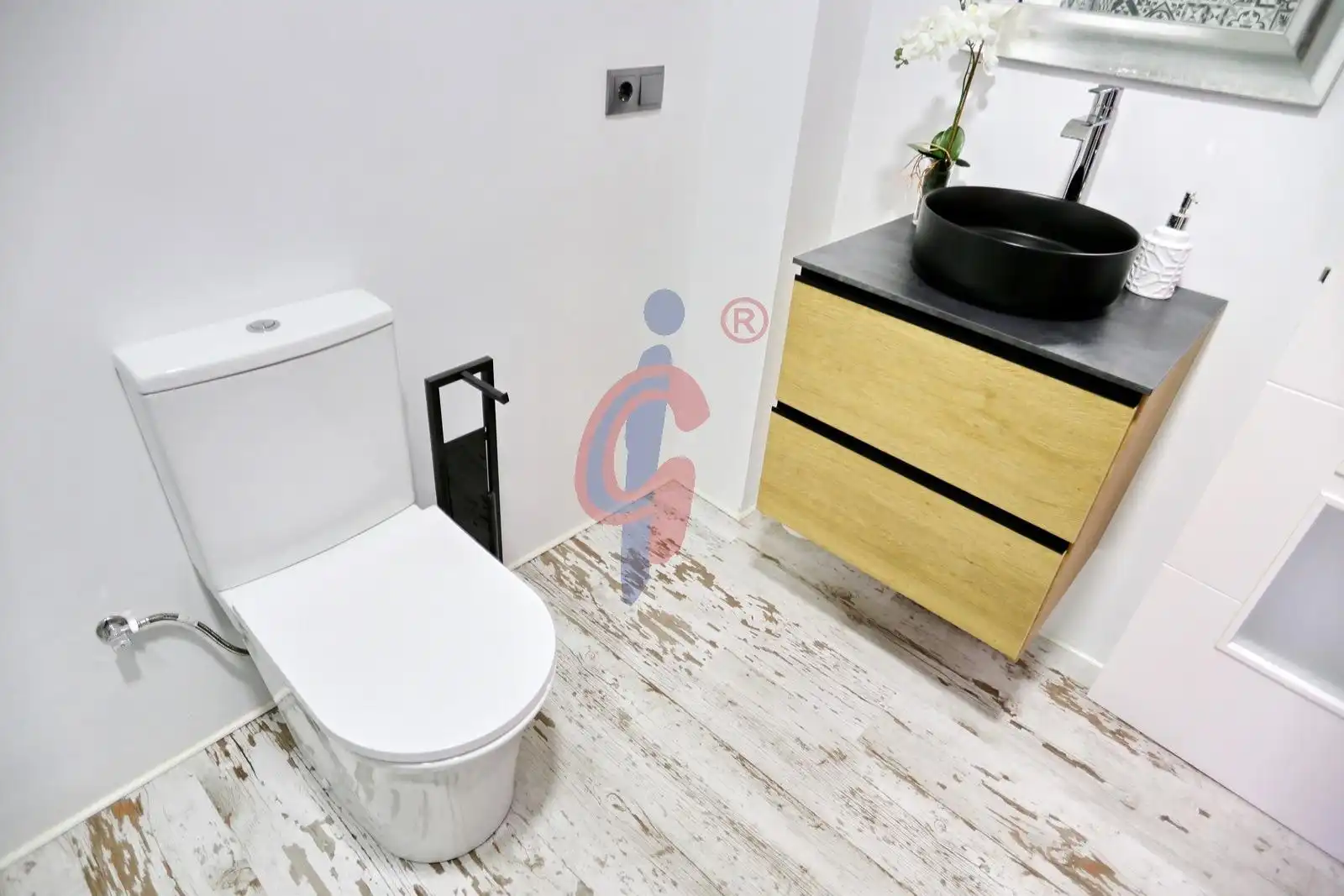 Baño de Planta baja en venta en Torrevieja con Amueblado
