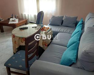 Sala d'estar de Casa o xalet en venda en Quero amb Aire condicionat i Terrassa