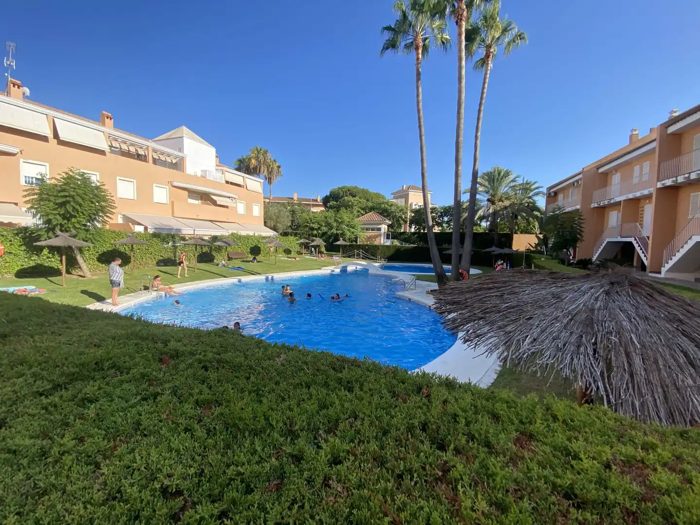 Piscina de Apartamento en venta en Islantilla con Terraza