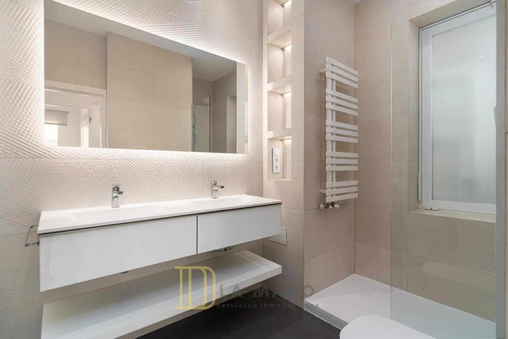 Baño de Piso en venta en Madrid con Aire acondicionado, Calefacción y Terraza