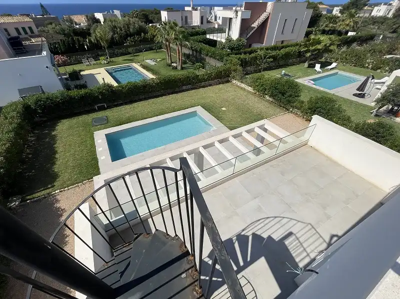 Schwimmbecken von Haus oder Chalet zum Verkauf in Llucmajor mit Klimaanlage, Privatgarten und Terrasse
