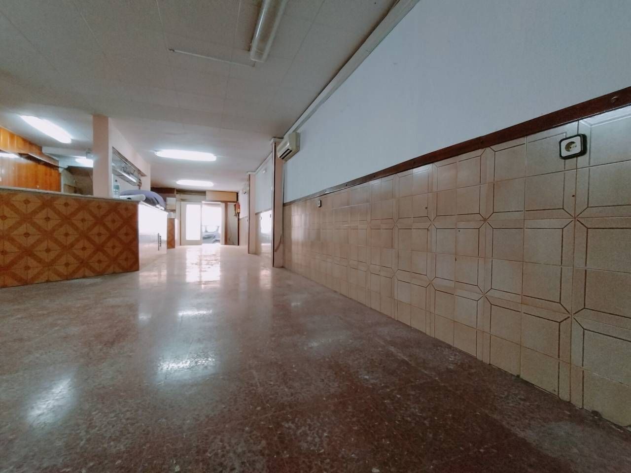 Local en venda en Terrassa amb Aire condicionat