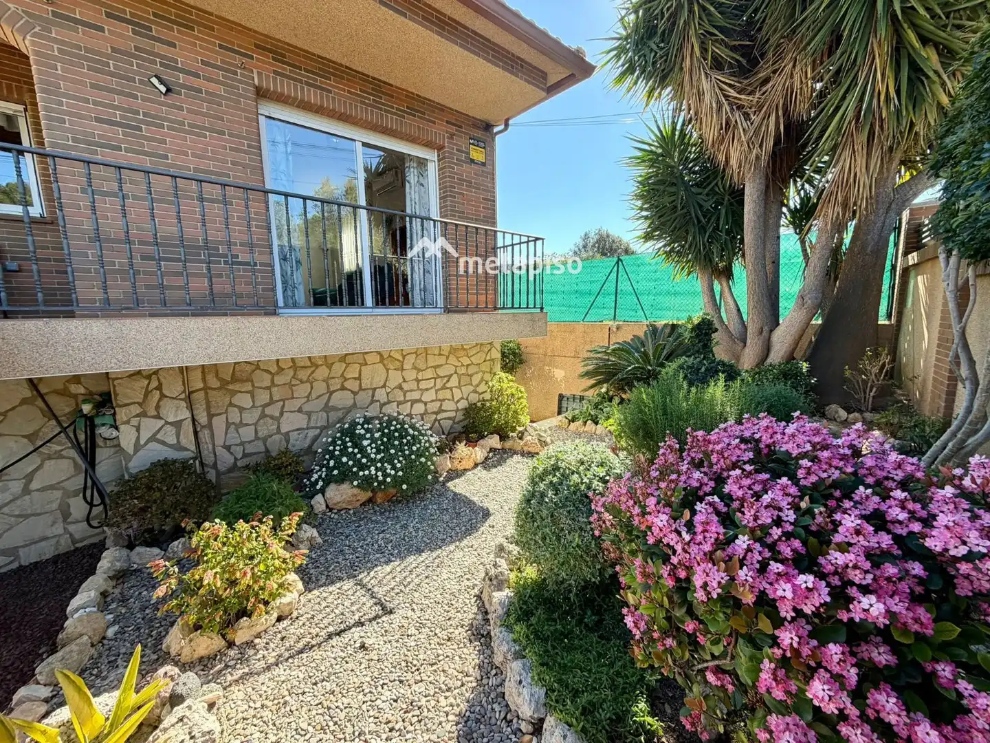 Vista exterior de Casa o xalet en venda en El Vendrell amb Aire condicionat, Calefacció i Piscina