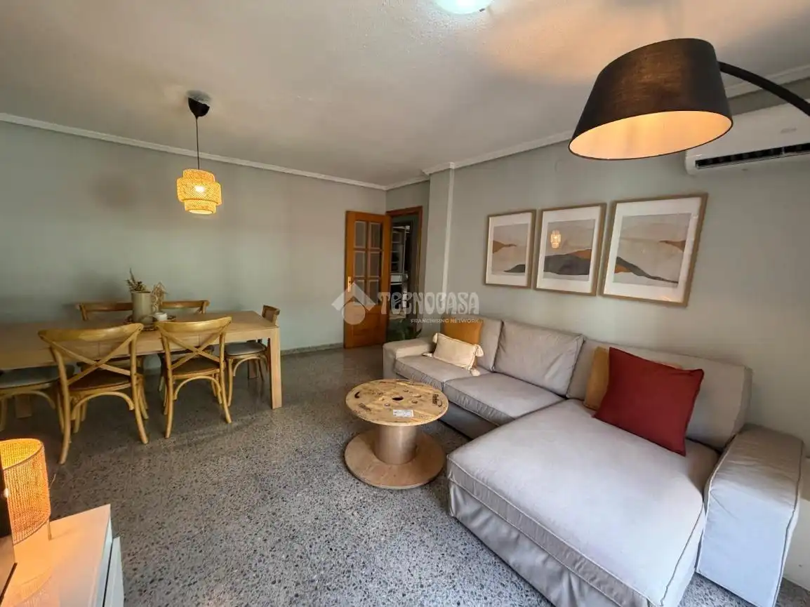 Sala d'estar de Pis en venda en Valencia
