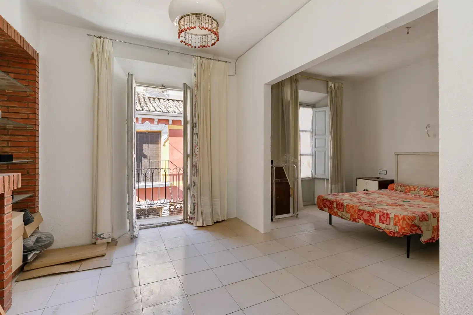 Habitación de Edificio en venta en Baza