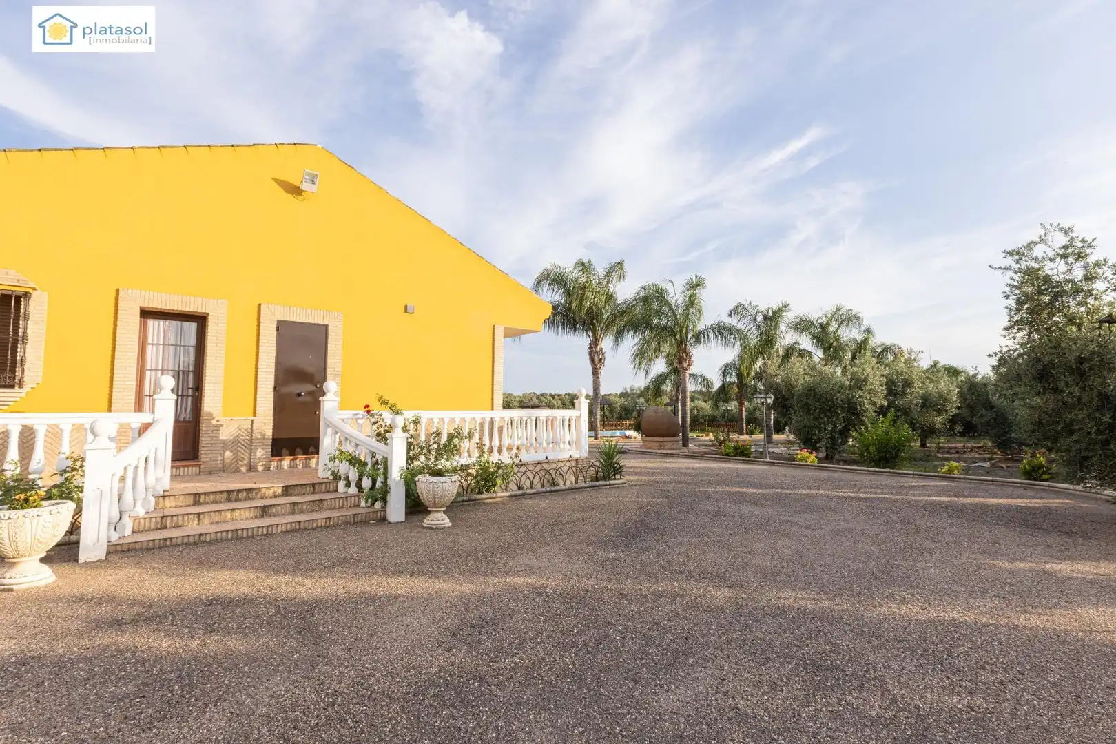 Vista exterior de Finca rústica en venta en Chucena con Aire acondicionado, Calefacción y Jardín privado