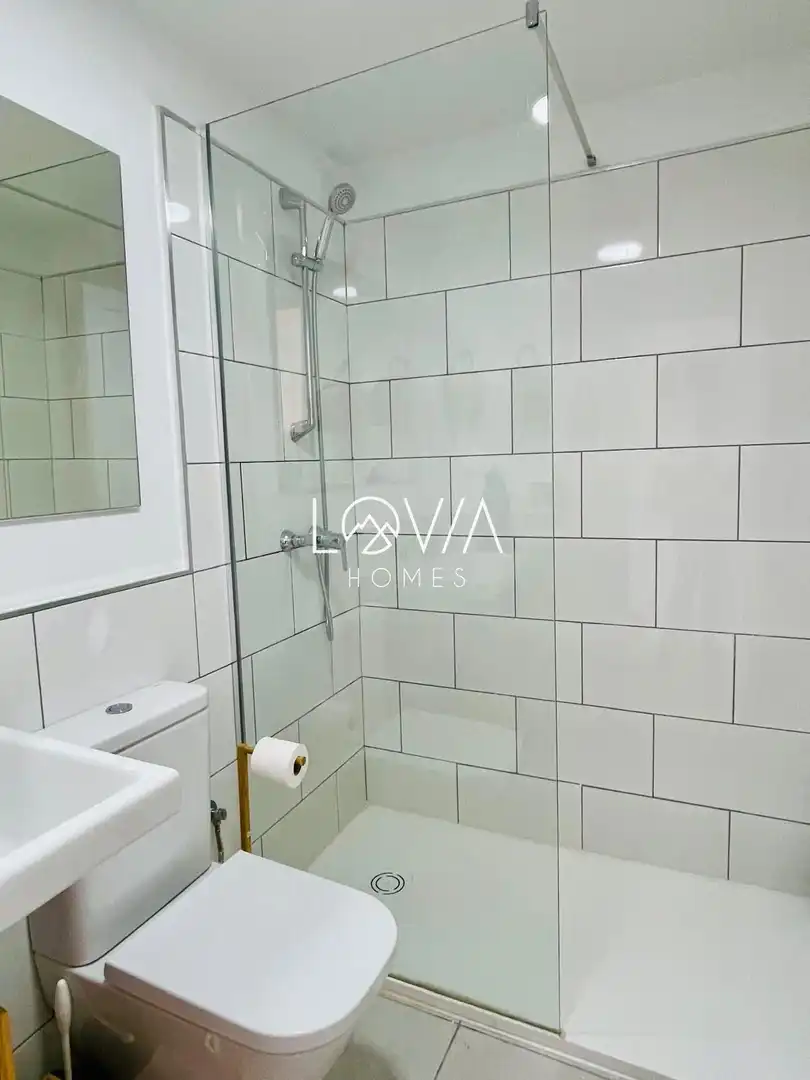Bany de Apartament de lloguer en La Oliva amb Terrassa, Piscina i Piscina comunitària