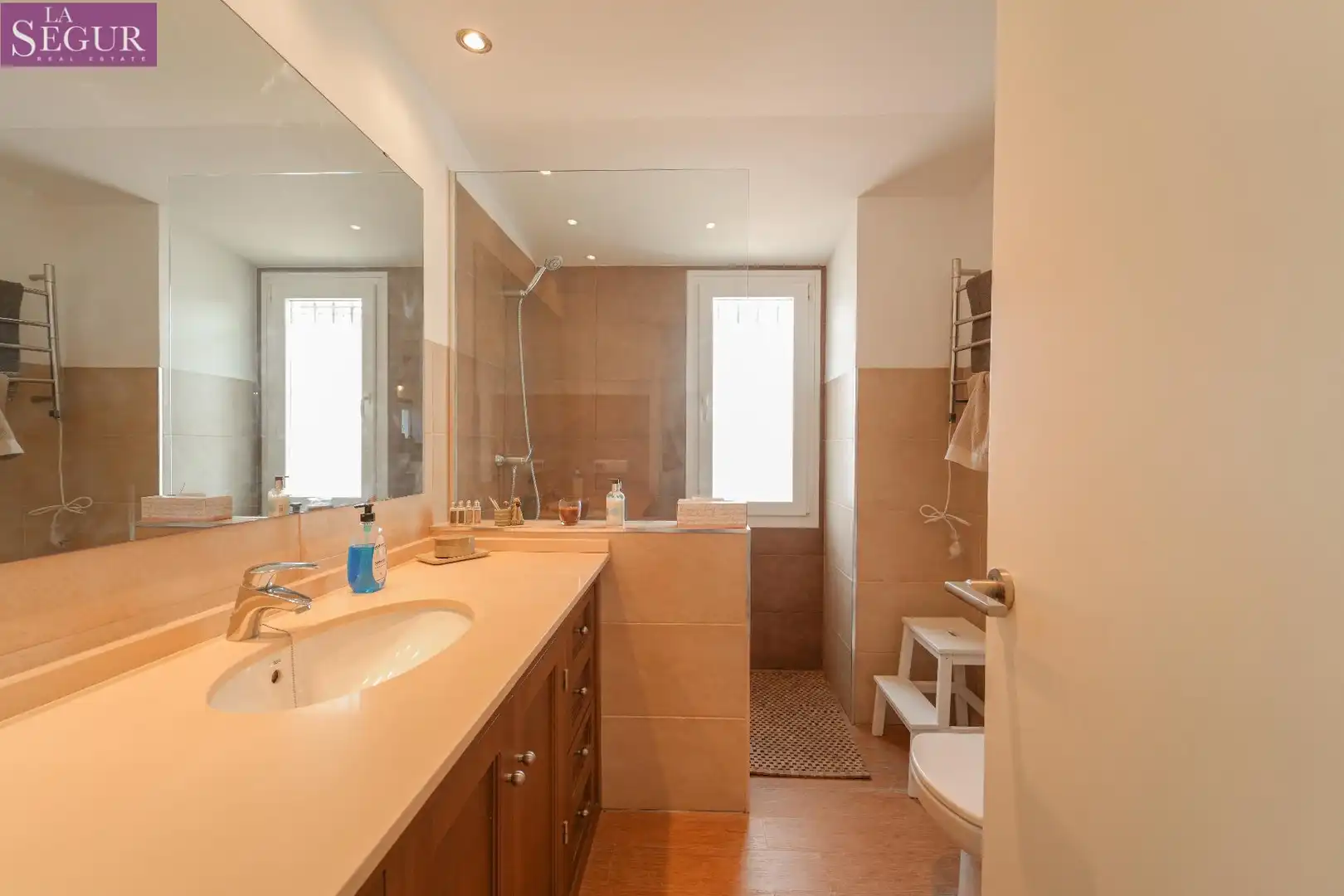 Bathroom of Houses for sale in Vejer de la Frontera  with Private garden, Terrace and Swimming Pool