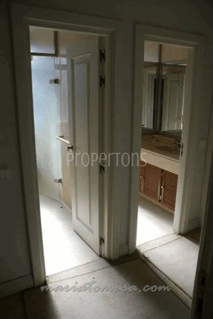 Bathroom of Office for rent in Zamudio
