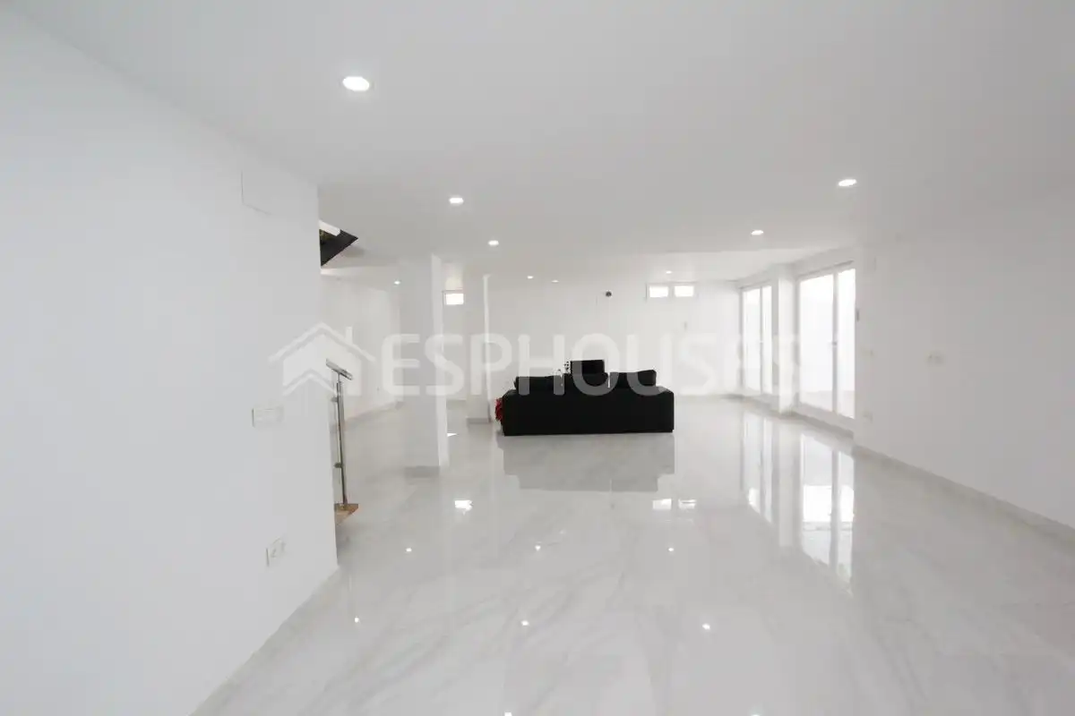 Casa con balcone in vendita a Coloma, imagen 11
